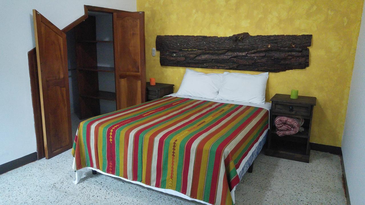 Ixkanul Antigua Hotel Rom bilde