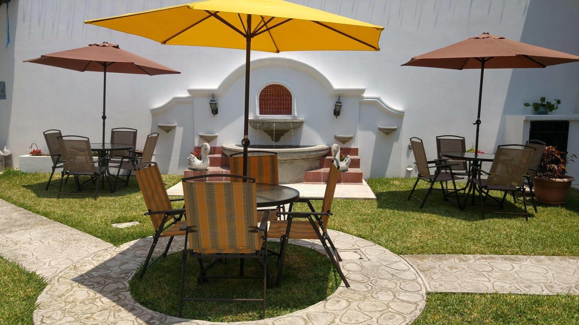 Ixkanul Antigua Hotel Eksteriør bilde