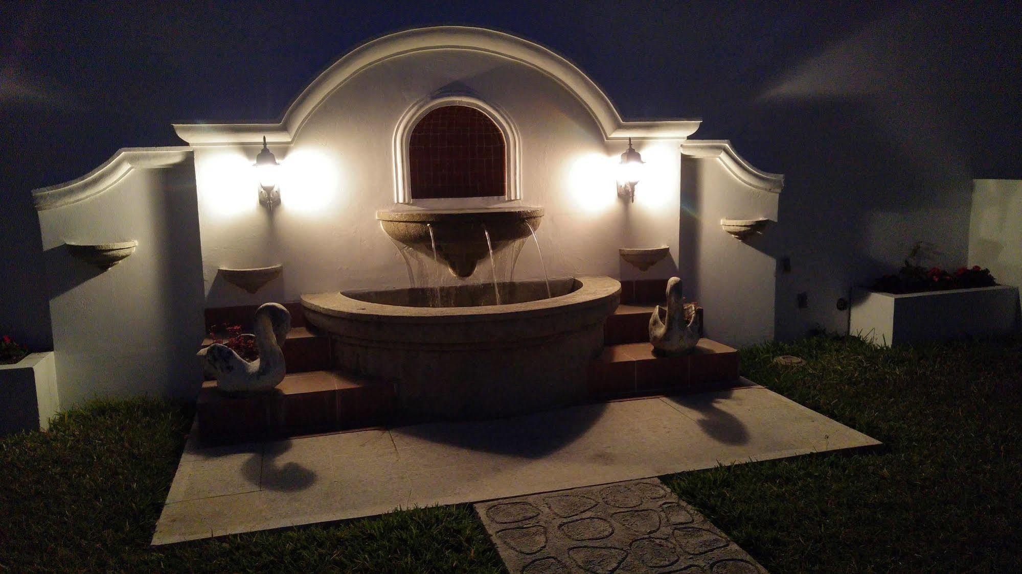 Ixkanul Antigua Hotel Eksteriør bilde