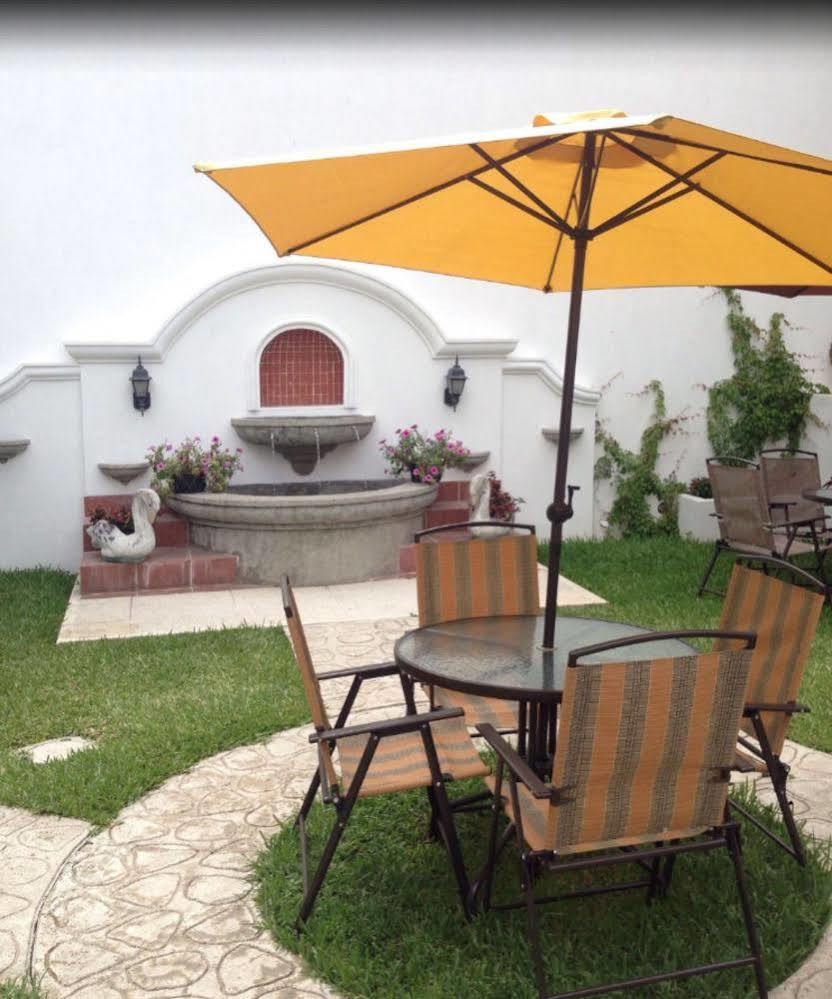 Ixkanul Antigua Hotel Eksteriør bilde